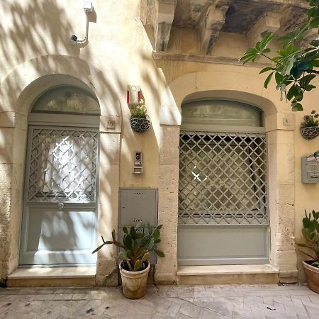 Ortigia Maam Apartment Syracuse Bagian luar foto
